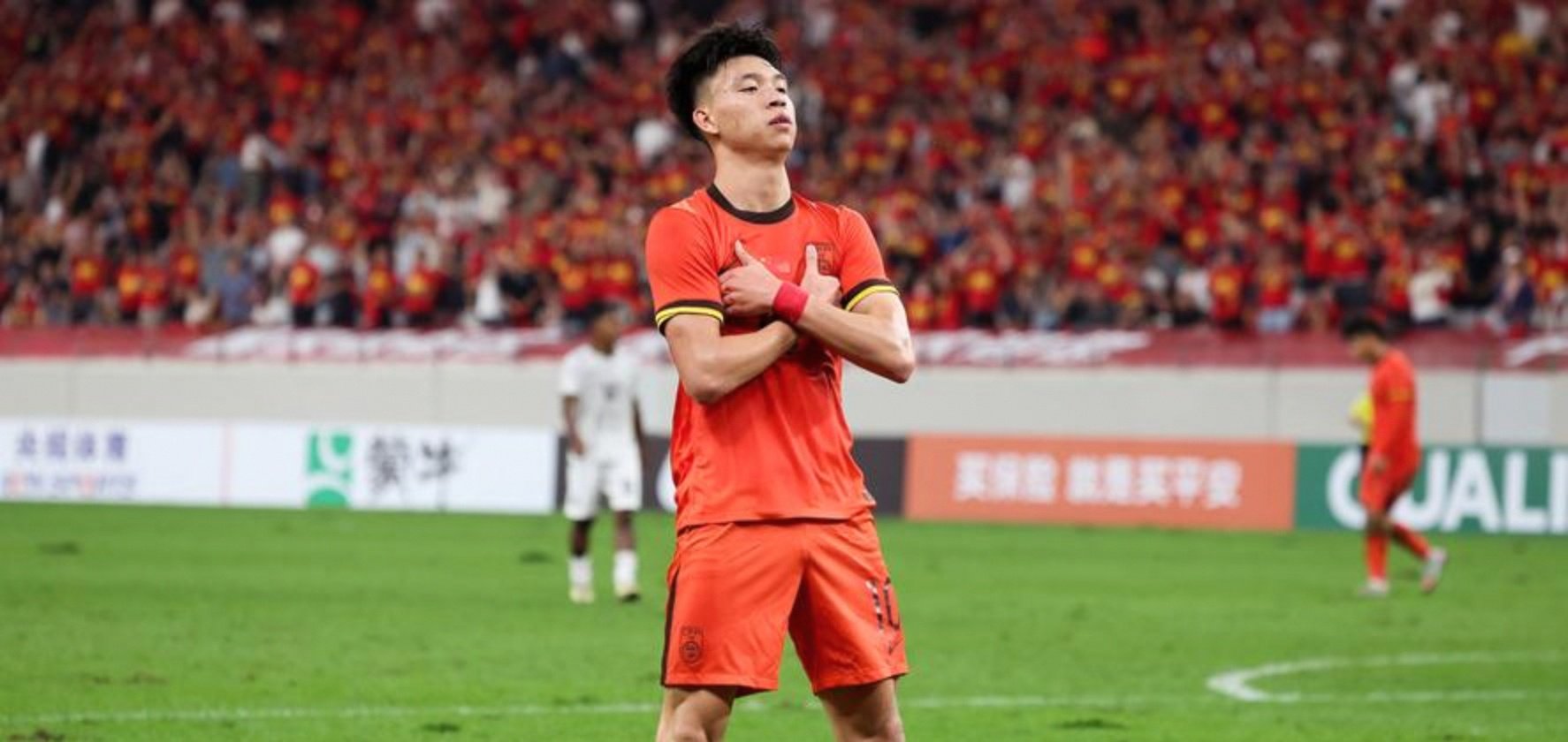 问鼎娱乐-包含Uzi关键节点比分优势明显，中国队带队取胜！的词条